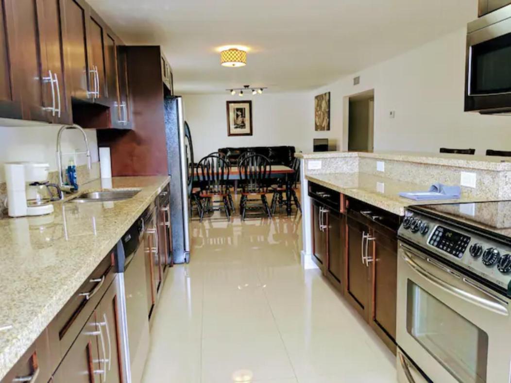 A4 - Endless Summer Rentals - Downtown Apartment Near Park, Ports, And Beach 劳德代尔堡 外观 照片