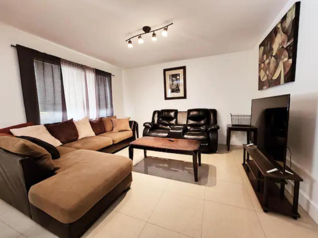 A4 - Endless Summer Rentals - Downtown Apartment Near Park, Ports, And Beach 劳德代尔堡 外观 照片